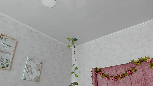 AnyaJay online show from November 2025 10:13:01 PM