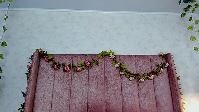 AnyaJay online show from April 2026 08:48:02 PM