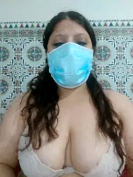 Hot-lino online show from May 2026 11:19:02 PM