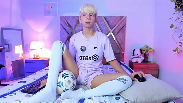 Hyunjin Son online show from March 2026 02:33:01 PM