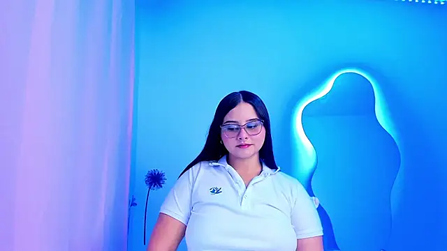 val ferrer online show from October 2025 12:56:02 AM
