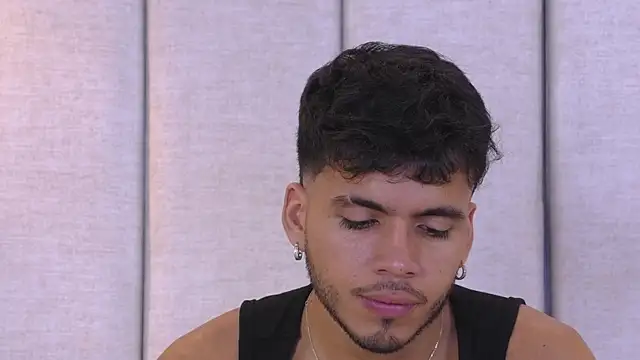 AlexanderJordan online show from November 2025 06:45:01 PM