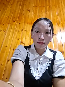 Snapshot of tcm-cute chatting on June 2026 10:59:01 PM tcm-cute online show from June 2026 10:59:01 PM