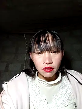 tcm-cute online show from November 2025 01:15:01 PM