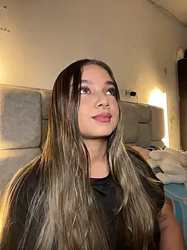 AnnyLopezzz  online show from May 2026 06:05:01 AM