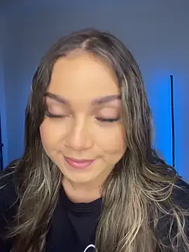 AnnyLopezzz  online show from October 2025 05:17:01 AM