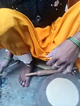 Snapshot of parmila203 chatting on February 2026 02:19:01 AM parmila203 online show from February 2026 02:19:01 AM