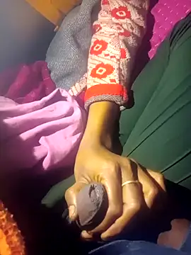 Snapshot of parmila203 chatting on January 2026 05:27:02 PM parmila203 online show from January 2026 05:27:02 PM