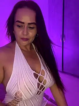 kattywil online show from December 2025 06:14:01 AM