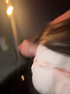 Snapshot of Miss_emma1 chatting on October 2025 04:33:01 AM Miss emma1 online show from October 2025 04:33:01 AM