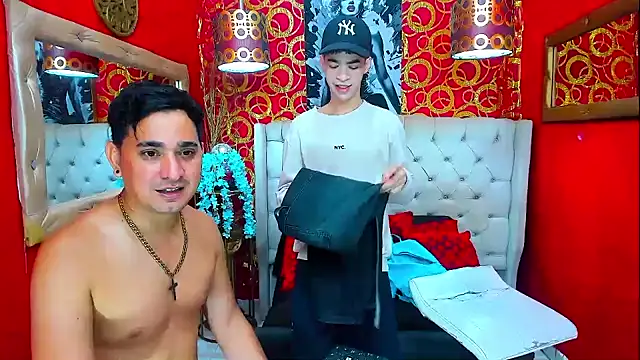 JHOVA23CM online show from February 2026 07:14:01 PM