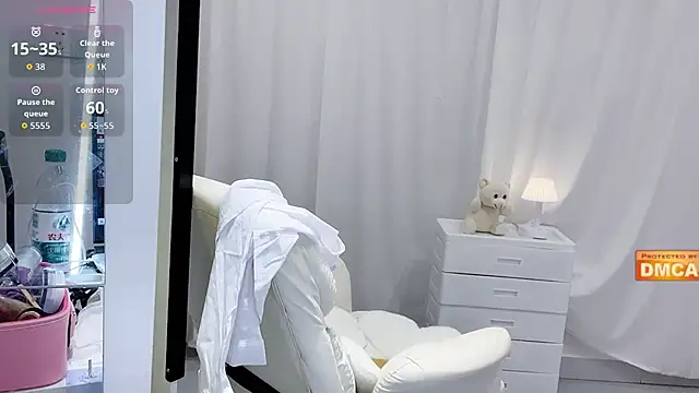 Snapshot of Nabi518- chatting on October 2025 09:44:02 AM Nabi518- online show from October 2025 09:44:02 AM