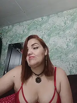 MayaLuna1 online show from December 2025 05:36:01 PM