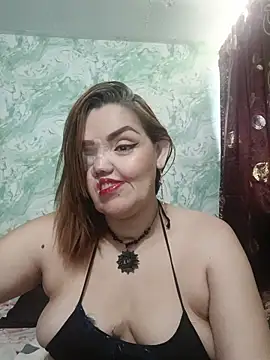 MayaLuna1 online show from November 2025 05:05:02 PM