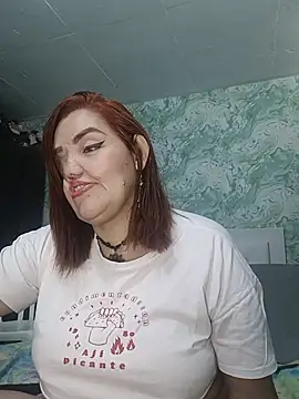 MayaLuna1 online show from December 2025 04:44:01 PM