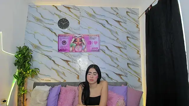 Salomes Fantasy online show from November 2025 06:08:02 AM