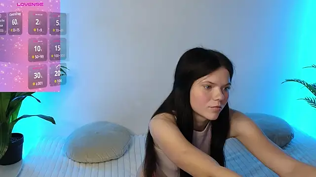 Snapshot of KikiBlis chatting on November 2025 01:59:01 PM KikiBlis online show from November 2025 01:59:01 PM