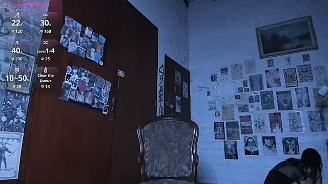 DiosaSexSymbol online show from November 2025 02:01:02 AM