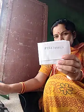 Idhika Handoo online show from September 2025 05:54:01 AM