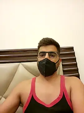 Snapshot of LoveGuruRA chatting on November 2025 05:16:01 PM LoveGuruRA online show from November 2025 05:16:01 PM