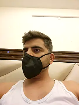 Snapshot of LoveGuruRA chatting on September 2025 08:59:02 PM LoveGuruRA online show from September 2025 08:59:02 PM