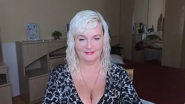 Vina Vision online show from October 2025 10:16:01 AM