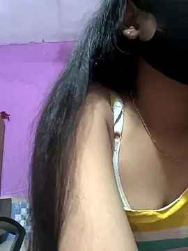 Snapshot of Hot_radha02 chatting on September 2025 09:03:01 PM Hot radha02 online show from September 2025 09:03:01 PM