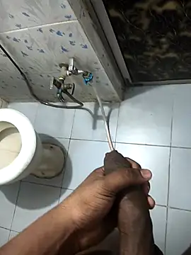 Leon hot33 online show from April 2026 01:41:01 AM