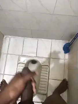 Leon hot33 online show from March 2026 10:18:01 PM