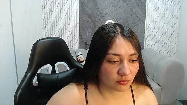 Ivony18 b online show from October 2025 03:05:01 AM