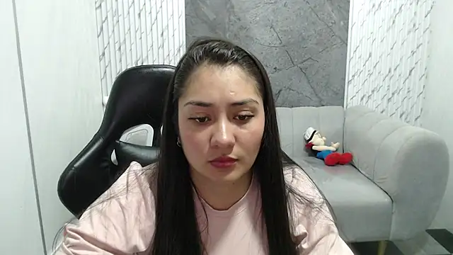 Ivony18 b online show from October 2025 03:05:01 AM