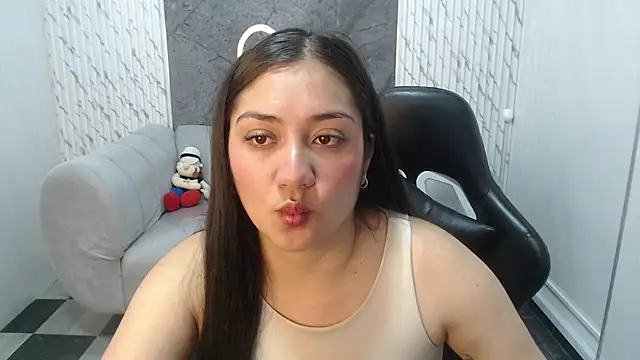 Ivony18 b online show from October 2025 03:14:01 AM