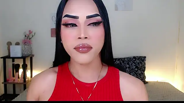 Snapshot of Lessandra_Lust chatting on October 2025 11:05:02 PM Lessandra Lust online show from October 2025 11:05:02 PM