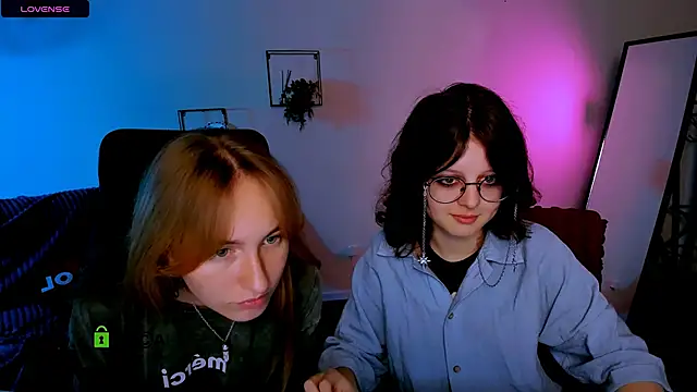 Snapshot of beauty_ginger_ chatting on September 2025 01:28:02 PM beauty ginger  online show from September 2025 01:28:02 PM