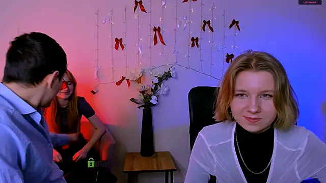 beauty ginger  online show from February 2026 09:12:01 PM