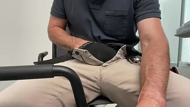 harrys74 online show from September 2025 01:24:02 PM