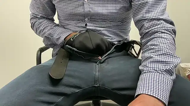 harrys74 online show from October 2025 10:25:02 AM