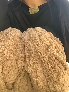 Tieuvi 18 online show from November 2025 01:28:01 AM