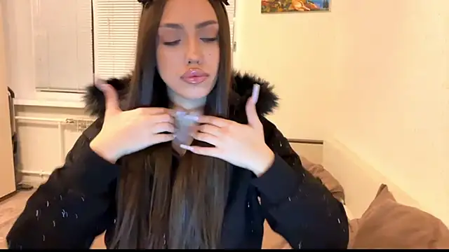 Leaf Unto online show from November 2025 03:01:02 PM