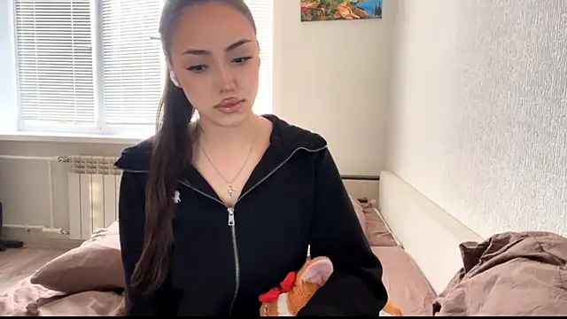 Leaf Unto online show from November 2025 11:25:02 AM