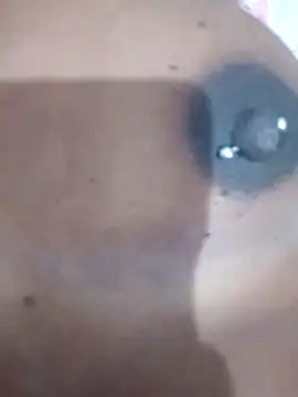 nessinha12 online show from November 2025 01:10:02 AM