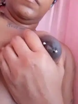 nessinha12 online show from December 2025 08:59:01 AM