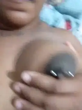 Snapshot of nessinha12 chatting on October 2025 03:49:01 AM nessinha12 online show from October 2025 03:49:01 AM