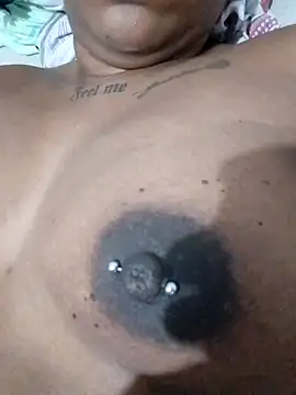 Snapshot of nessinha12 chatting on November 2025 07:56:01 AM nessinha12 online show from November 2025 07:56:01 AM