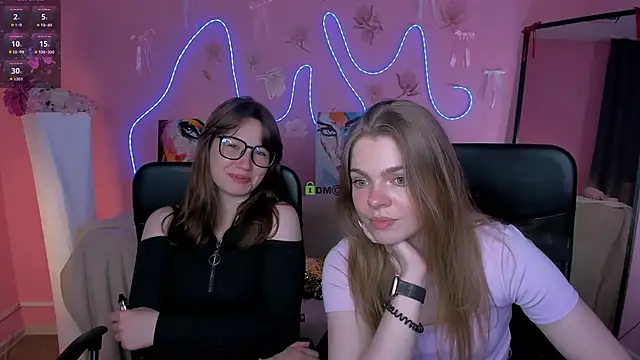 Snapshot of veronica_bubble chatting on May 2026 07:34:01 PM veronica bubble online show from May 2026 07:34:01 PM