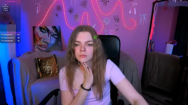 Snapshot of veronica_bubble chatting on May 2026 10:13:02 PM veronica bubble online show from May 2026 10:13:02 PM