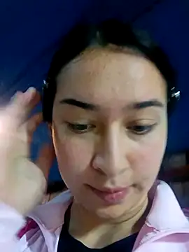 Sol Sunny online show from April 2026 11:27:02 PM