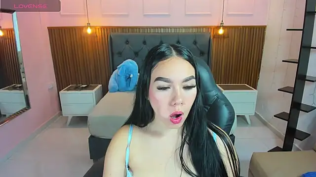 MOLLYSPENCER1 online show from May 2026 06:56:01 PM