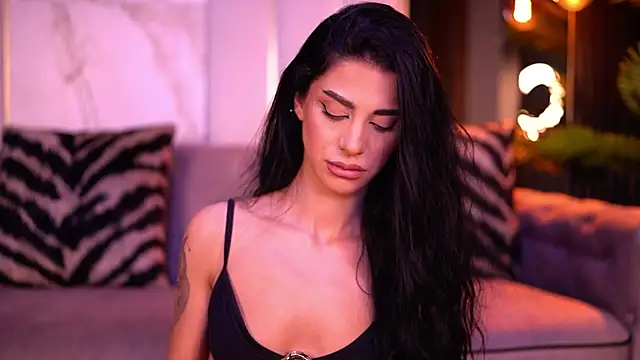 ArinaCarter online show from October 2025 06:18:01 PM