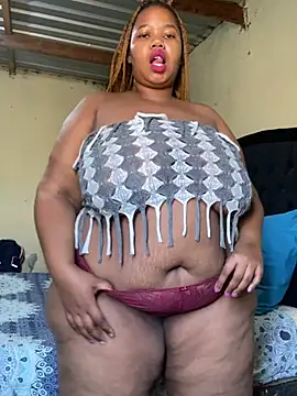 Curvycandy95 online show from July 2026 07:41:01 AM